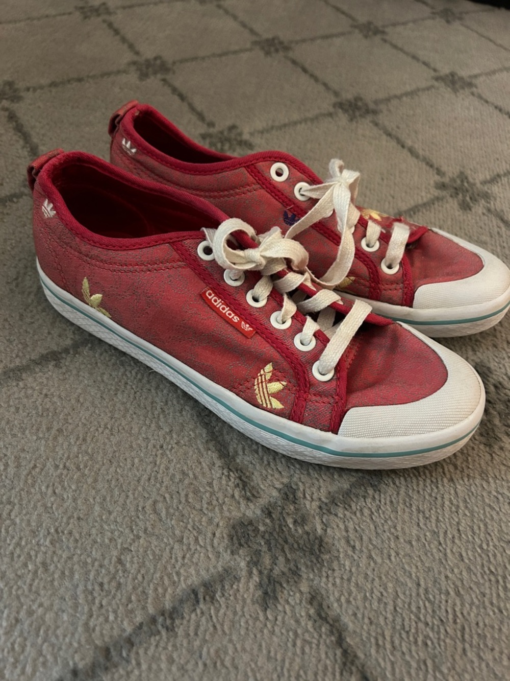 Vintage 2007 adidas Originals Honey Low W Red Canvas Sneakers Women’s
